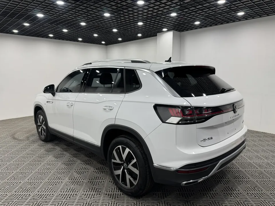 Volkswagen Tayron Tanyue 2023 280TSI 2WD Luxury Plus Advanced Edition 2023 — миниатюра 4