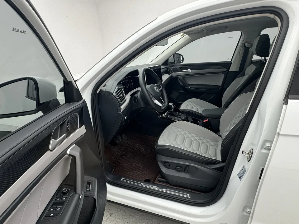 Volkswagen Tayron Tanyue 2023 280TSI 2WD Luxury Plus Advanced Edition 2023 — миниатюра 4