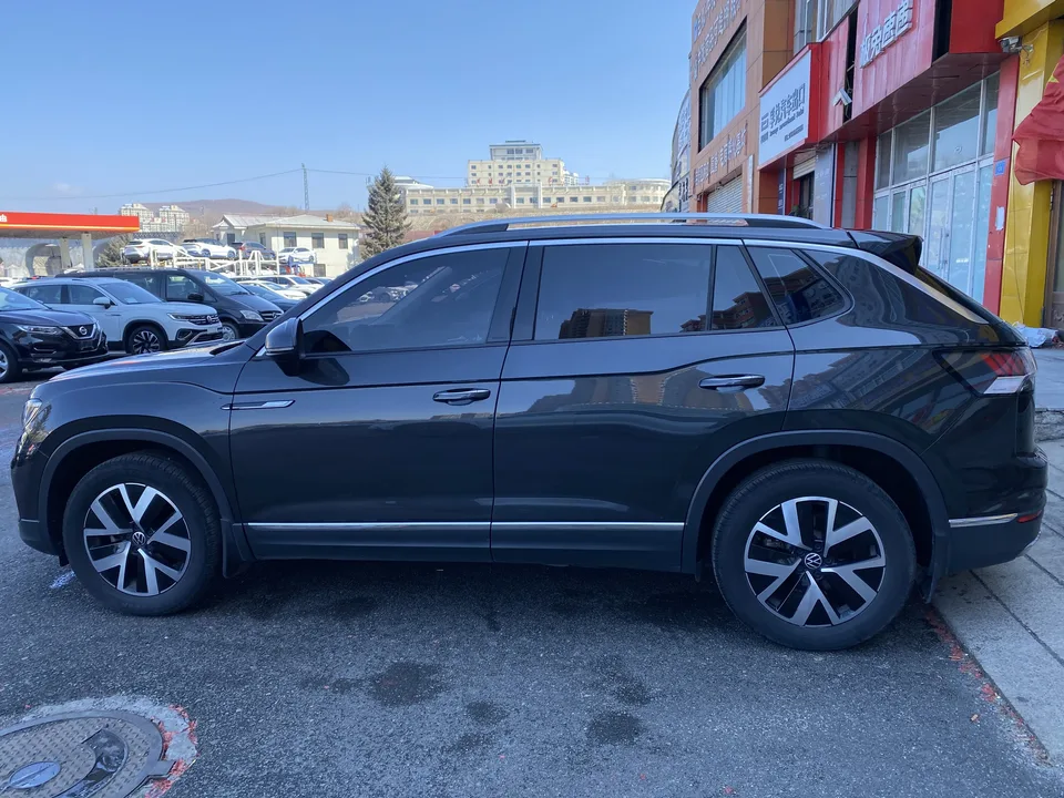 Volkswagen Tayron Tanyue 2023 280TSI 2WD Luxury Plus Advanced Edition 2023 — миниатюра 4