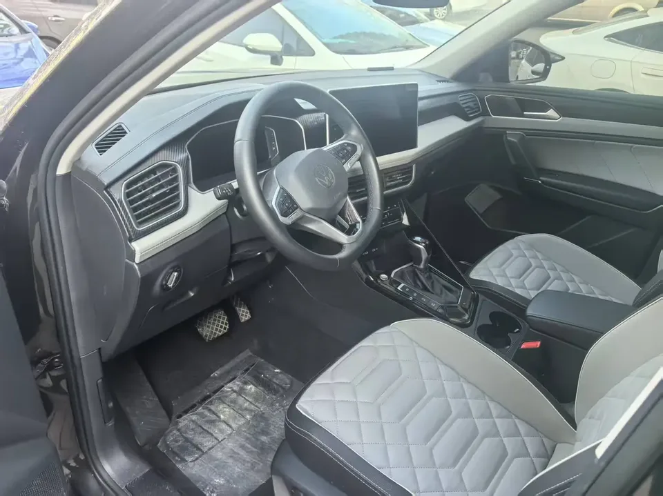 Volkswagen Tayron Tanyue 2023 280TSI 2WD Luxury Plus Advanced Edition 2022 — миниатюра 5