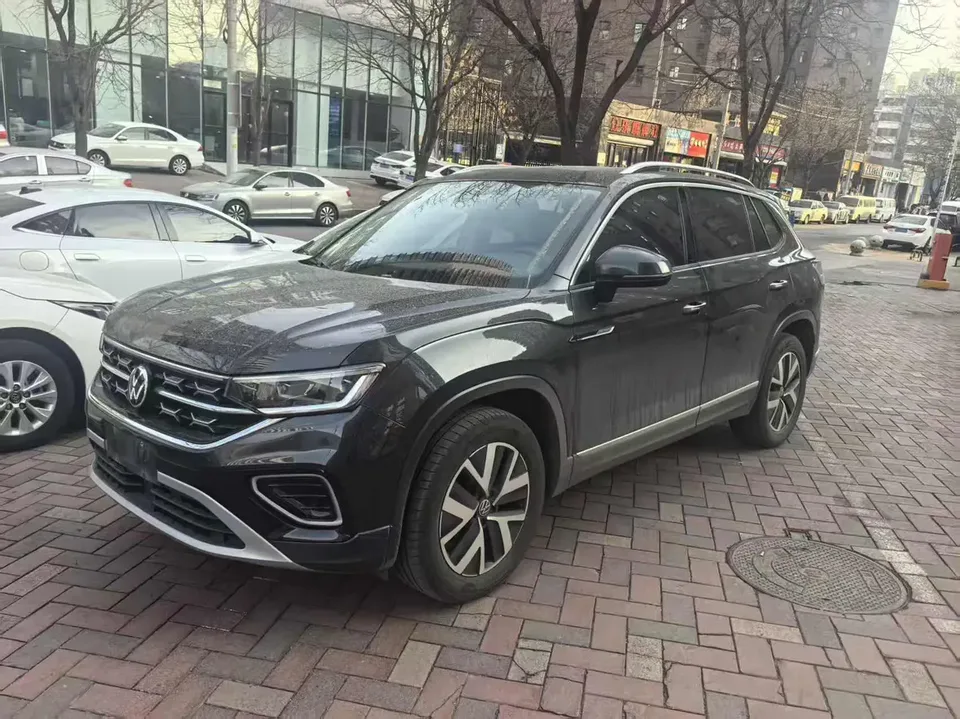 Volkswagen Tayron Tanyue 2023 280TSI 2WD Luxury Plus Advanced Edition 2022 — фото 1, купить с доставкой в Москву
