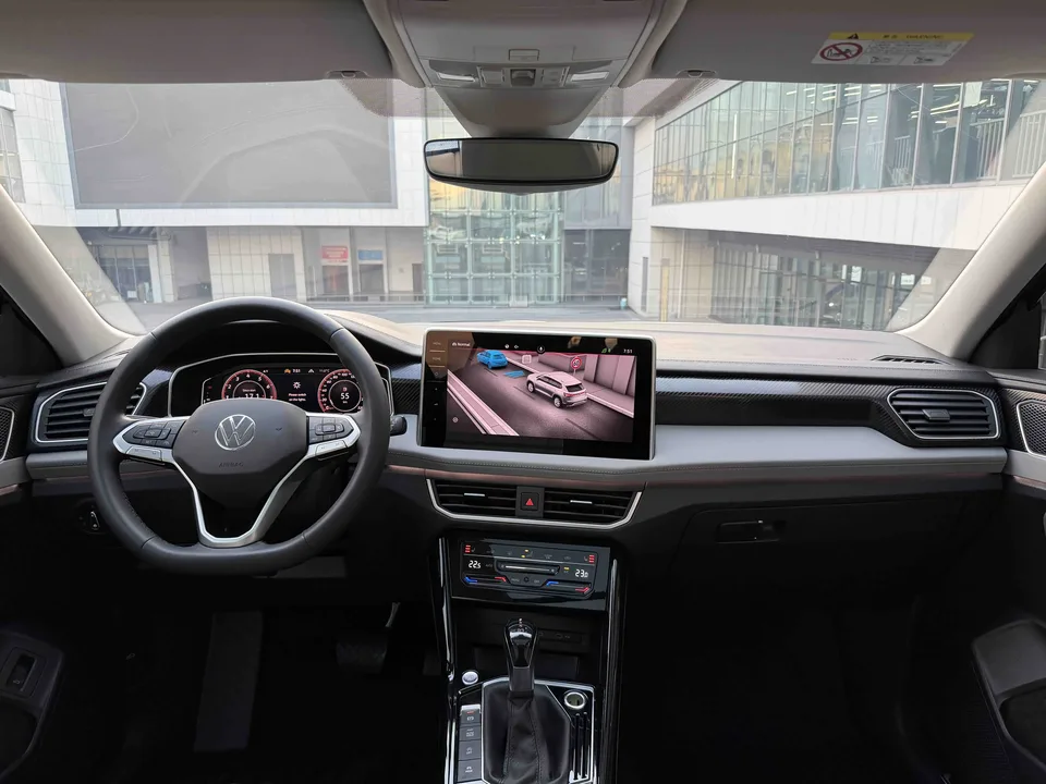 Volkswagen Tayron Tanyue 2023 280TSI 2WD Luxury Plus Advanced Edition 2022 — миниатюра 4