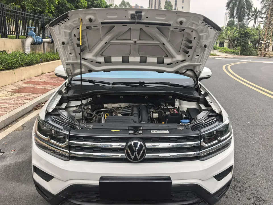 Volkswagen Tharu tuyue 2022 280TSI 2WD Deluxe Edition 2022 — миниатюра 5