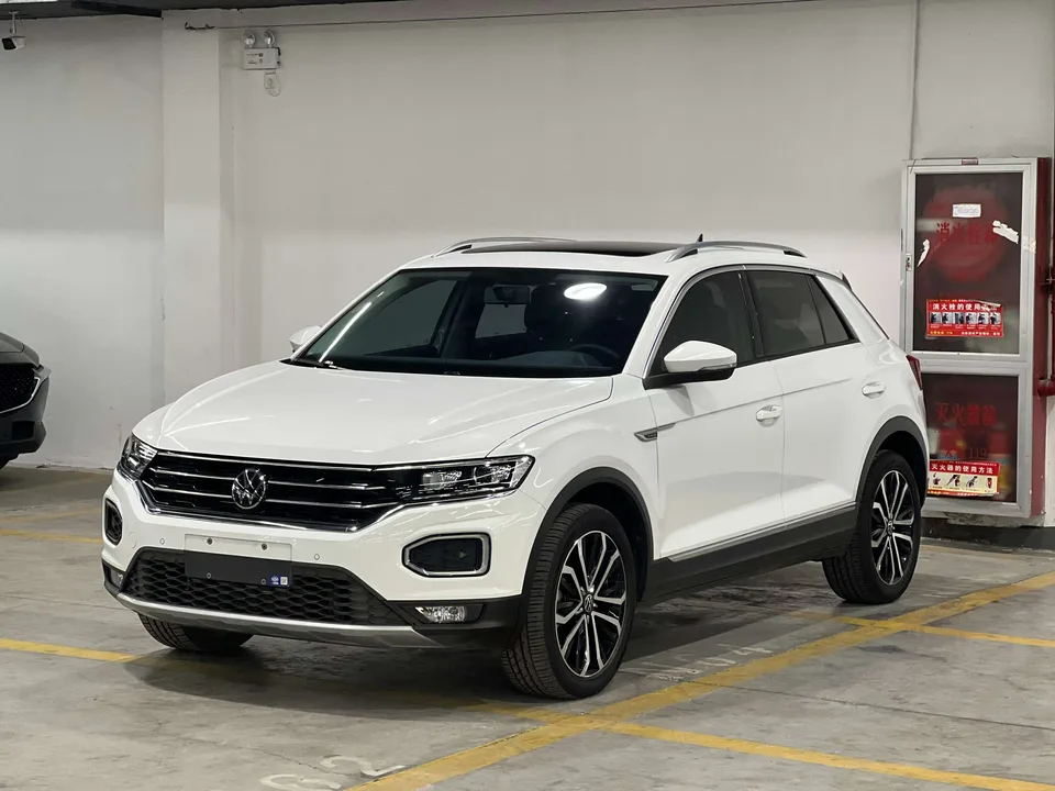 Volkswagen T-Roc Tange 280TSI DSG two-wheel drive comfort PLUS 2022 — фото 1, купить с доставкой в Москву