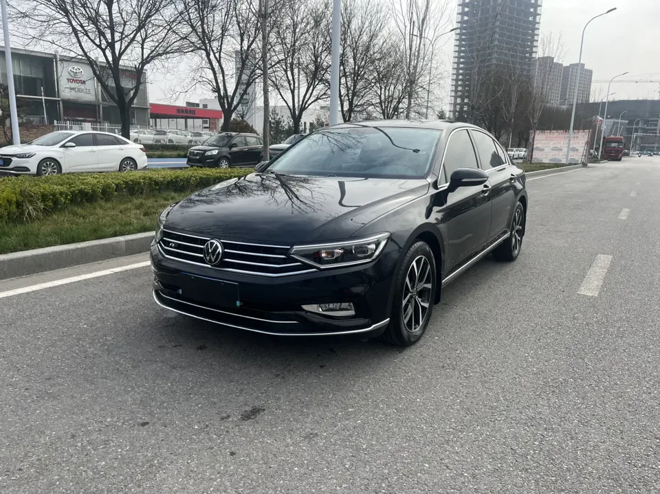 Volkswagen Magotan 2022
