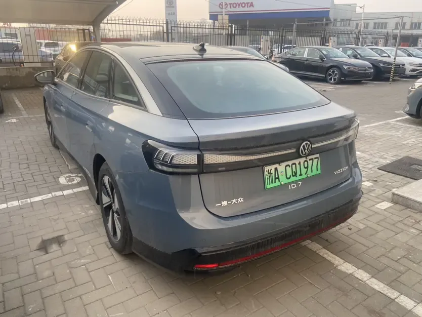 Volkswagen ID.7 VIZZION ID.7 VIZZION 2024 AIR version 2024 — миниатюра 4