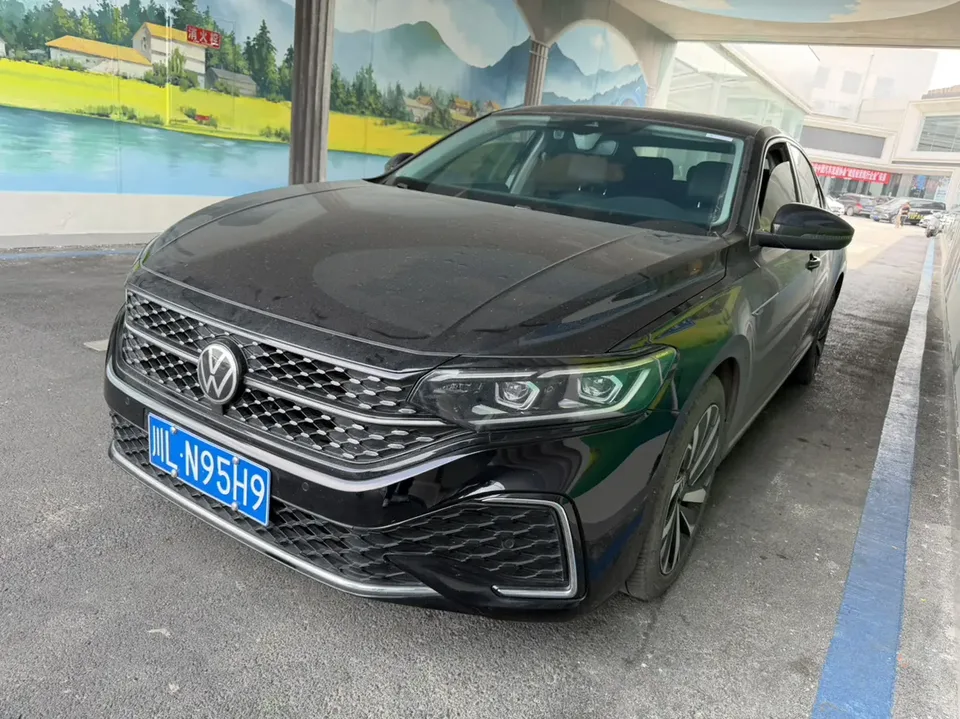 Volkswagen Passat 2022