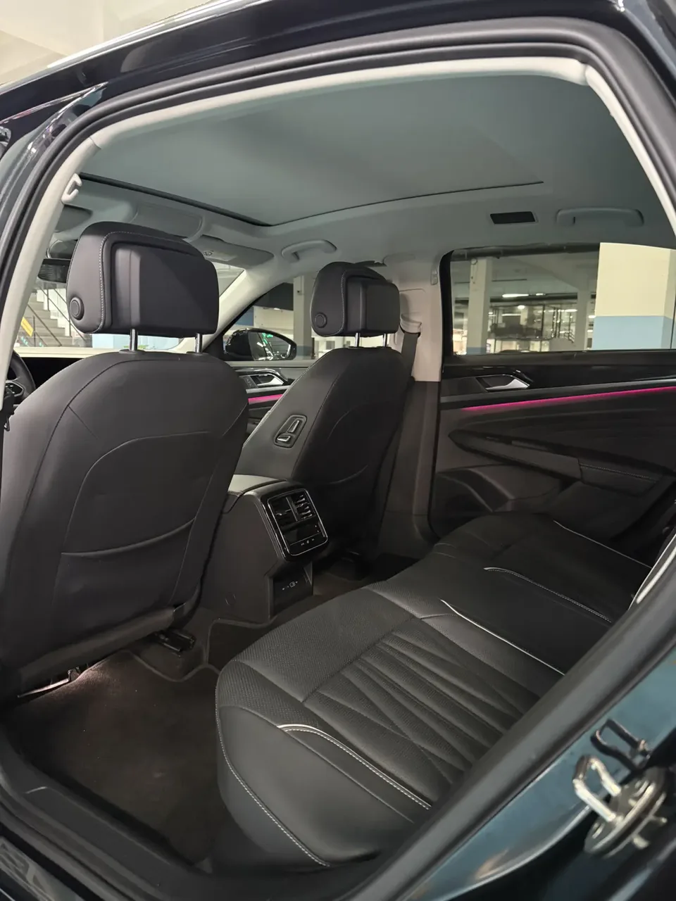 Volkswagen Passat Passat 2022 Passat 2022 330TSI Deluxe Edition 2022 — thumbnail 3