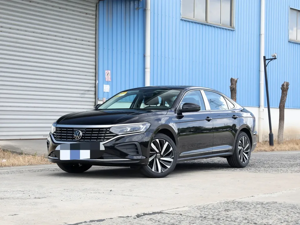 Volkswagen Passat 2025