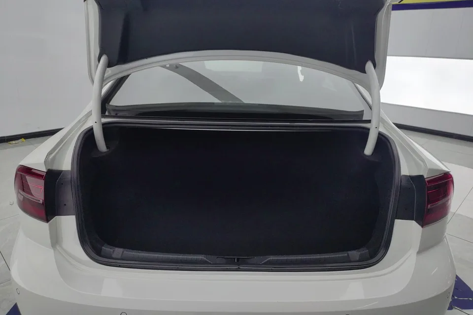 Volkswagen Lamando Lingdu 2021 230TSI DSG Fashion Edition 2022 — миниатюра 5