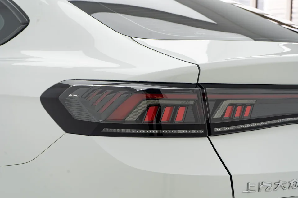 Volkswagen Lamando Lingdu 2024 Lingdu L 280TSI DSG Hot Edition 2024 — thumbnail 4