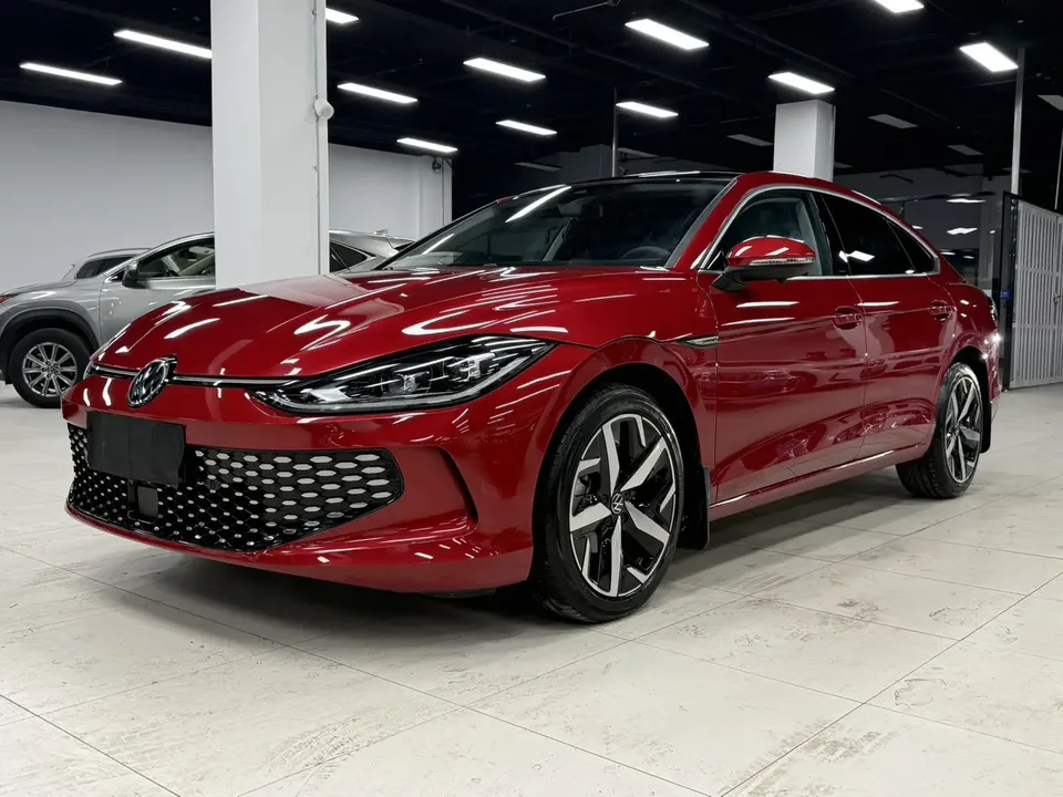 Volkswagen Lamando Lingdu Lingdu L 280TSI DSG Cool Edition 2023 — фото 1, купить с доставкой в Москву