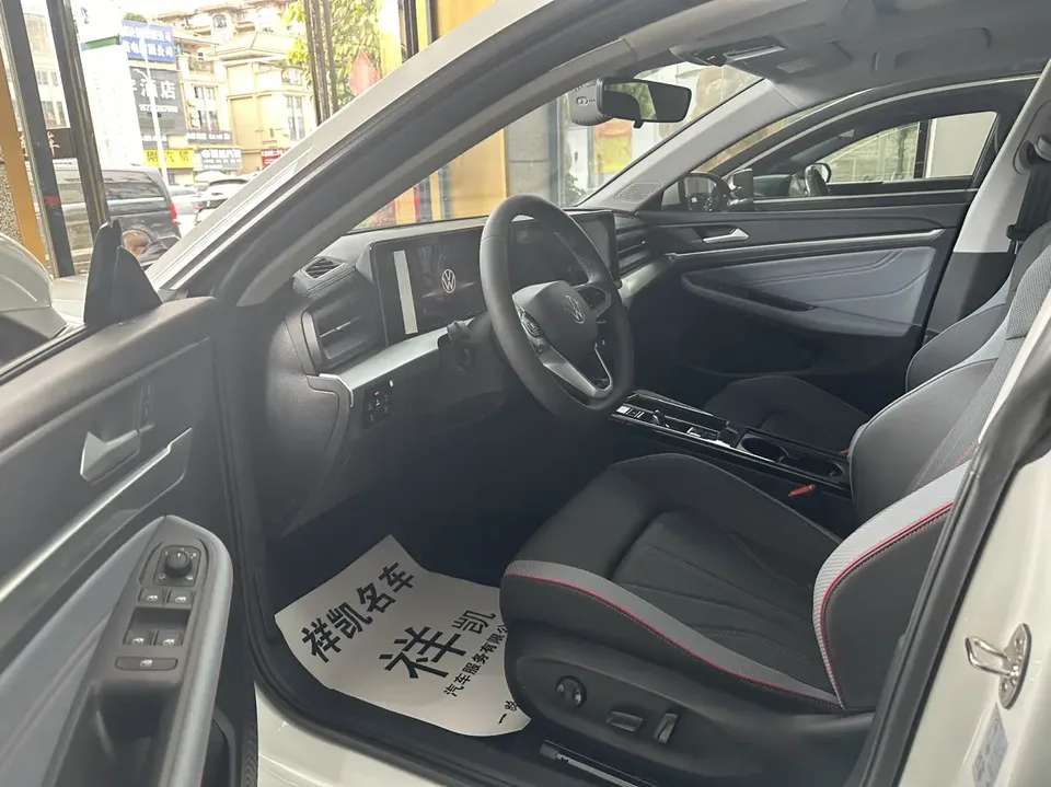 Volkswagen Lamando Lingdu 2024 2024 Lingdu Lingdu L 280TSI DSG Hot Edition 2024 — thumbnail 5