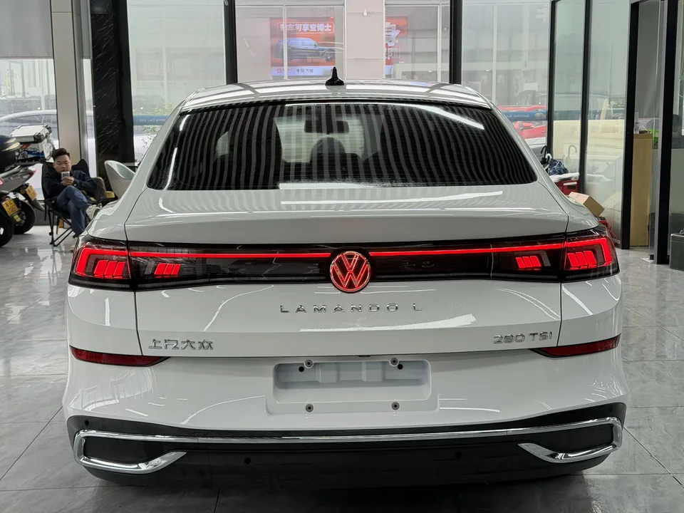 Volkswagen Lamando Lingdu Lingdu L 280TSI DSG Cool Edition 2023 — миниатюра 2