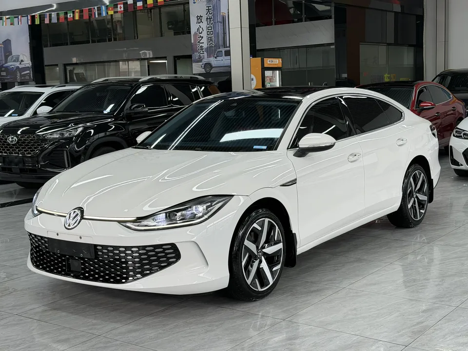 Volkswagen Lamando Lingdu Lingdu L 280TSI DSG Cool Edition 2023 — фото 1, купить с доставкой в Москву