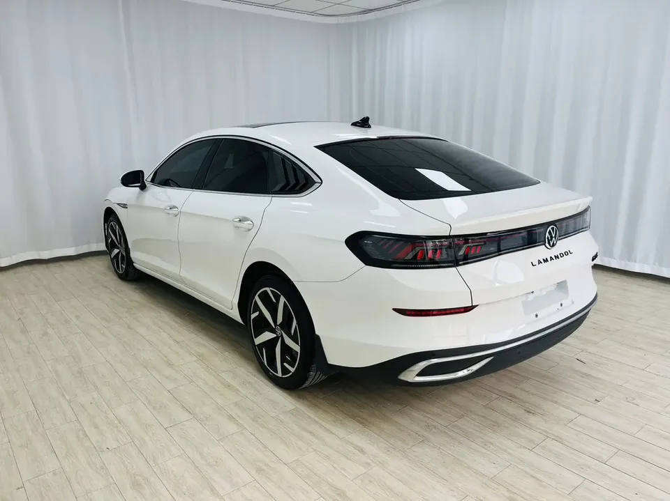 Volkswagen Lamando Lingdu 2023 Lingdu L 280TSI DSG Cool Edition 2024 — thumbnail 4