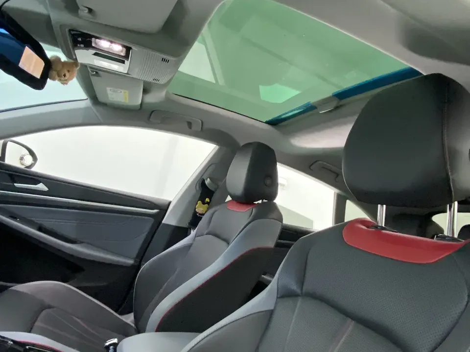 Volkswagen Lamando Lingdu Lingdu L 280TSI DSG Hot Edition 2022 — миниатюра 5