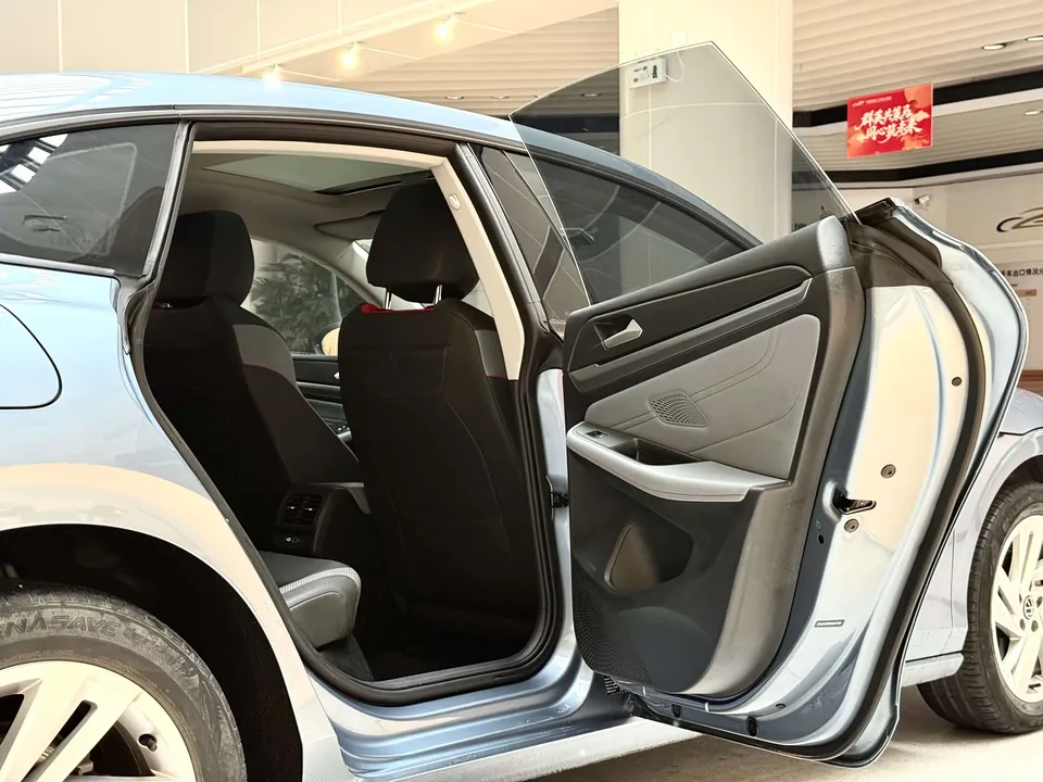 Volkswagen Lamando Lingdu Lingdu L 280TSI DSG Hot Edition 2022 — миниатюра 3