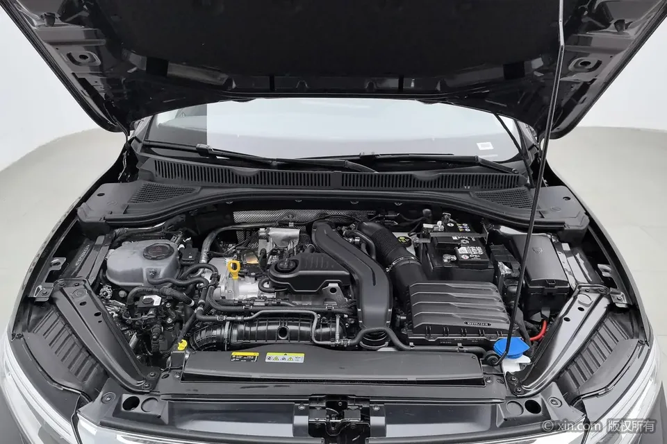 Volkswagen Sagitar Sagitar facelift 300TSI DSG Beyond Edition 2025 — миниатюра 2