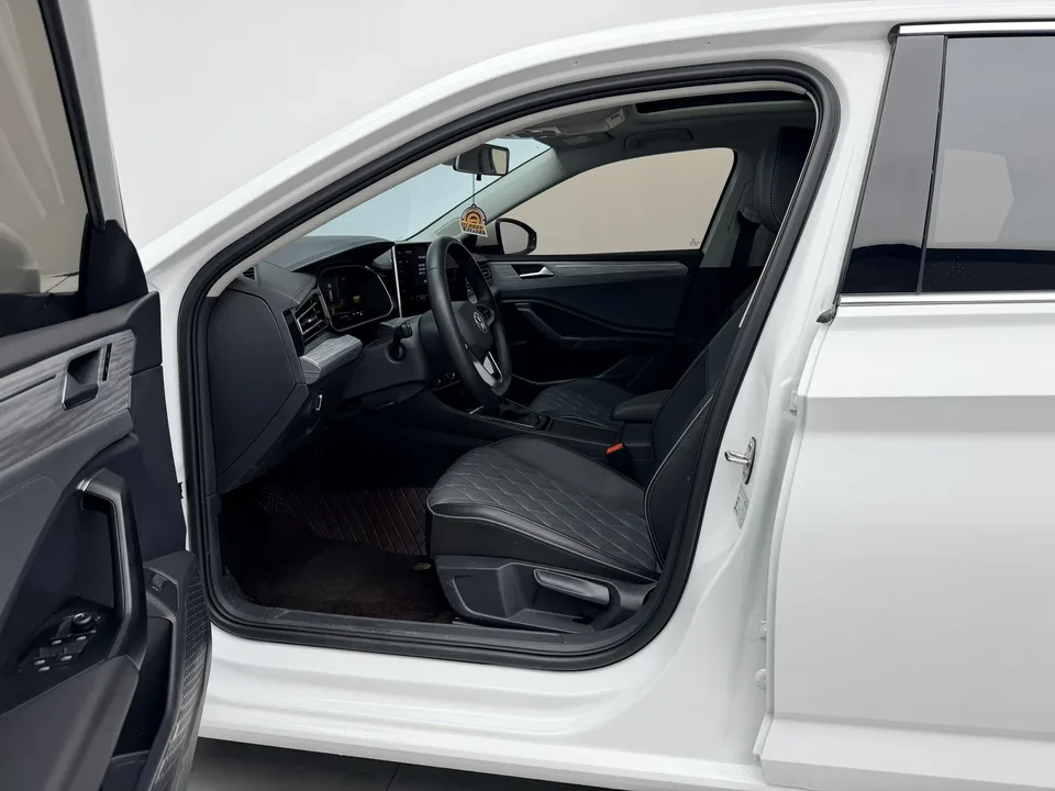Volkswagen Sagitar Sagitar 300TSI DSG Beyond Edition 2024 — миниатюра 5