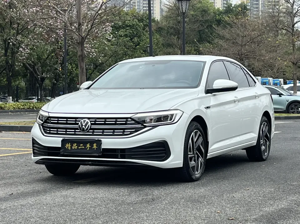 Volkswagen Sagitar 2024