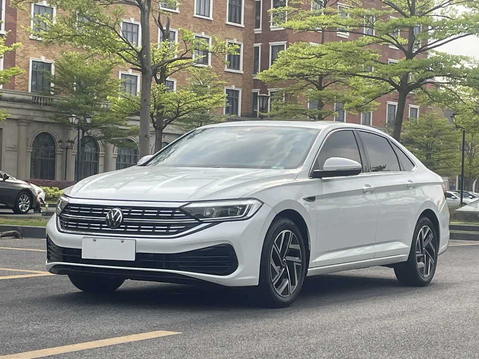 Volkswagen Sagitar 2023