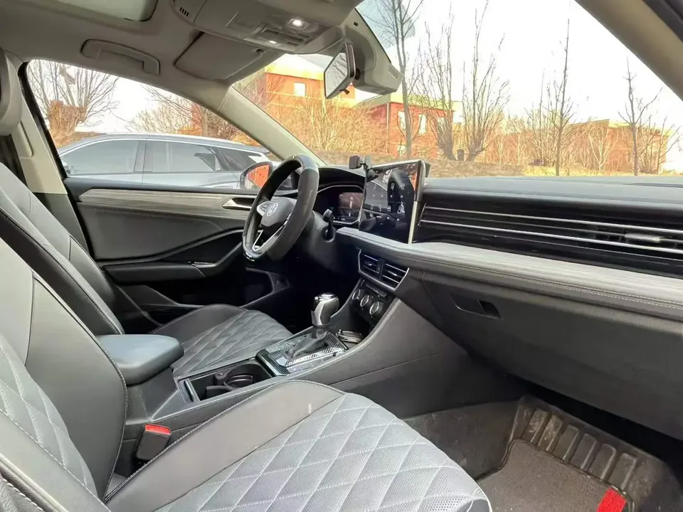 Volkswagen Sagitar 2023 Sagitar 300TSI DSG Beyond Edition 2023 — миниатюра 5