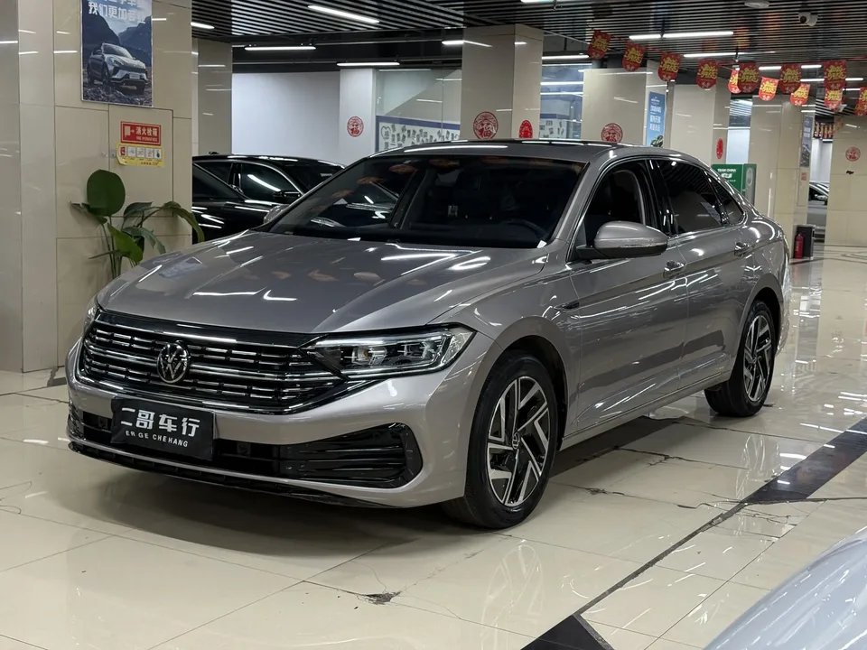 Volkswagen Sagitar 2023