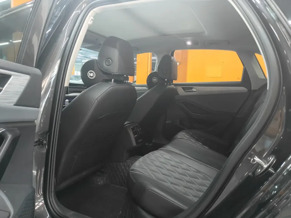 Volkswagen Sagitar 2023 Sagitar 300TSI DSG Beyond Edition 2024 — миниатюра 3