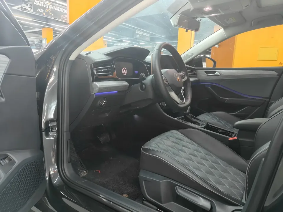Volkswagen Sagitar 2023 Sagitar 300TSI DSG Beyond Edition 2024 — миниатюра 5
