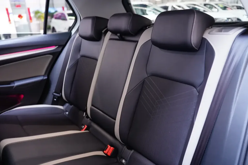 Volkswagen Golf Golf 2023 280TSI DSG Pro 2023 — миниатюра 4