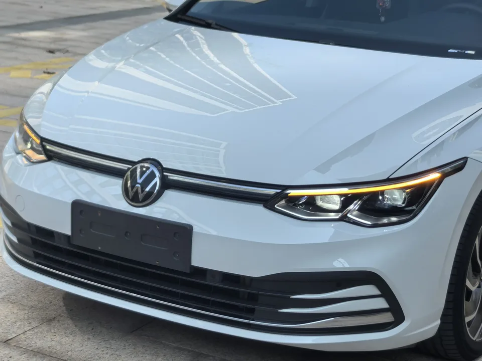 Volkswagen Golf 280TSI DSG Pro 20th Anniversary 2024 — миниатюра 3