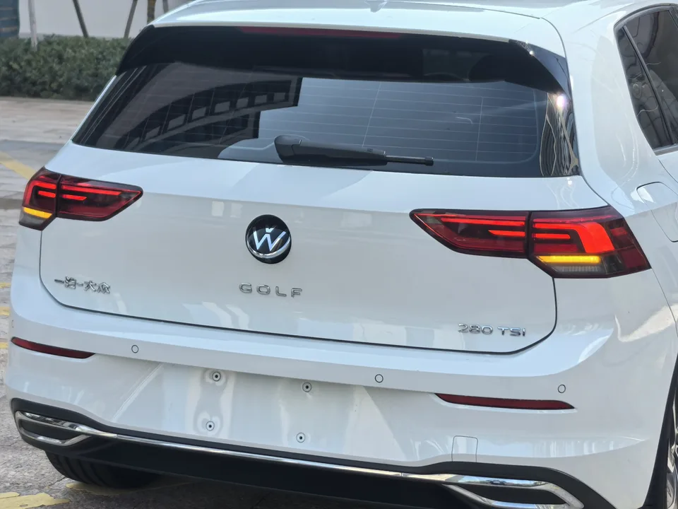 Volkswagen Golf 280TSI DSG Pro 20th Anniversary 2024 — миниатюра 4