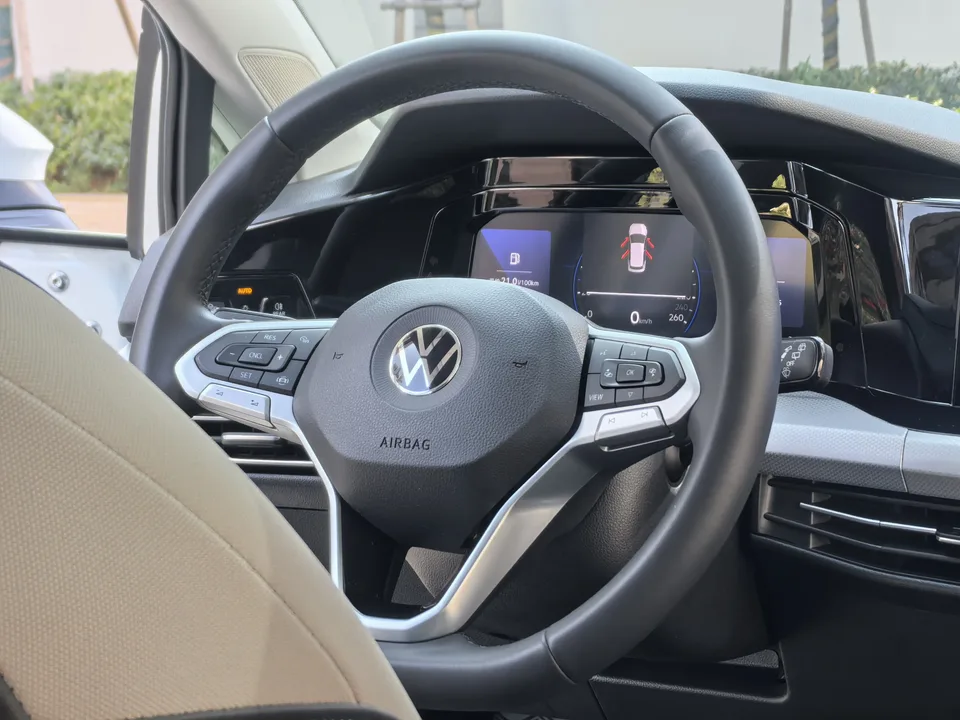 Volkswagen Golf 280TSI DSG Pro 20th Anniversary 2024 — миниатюра 5