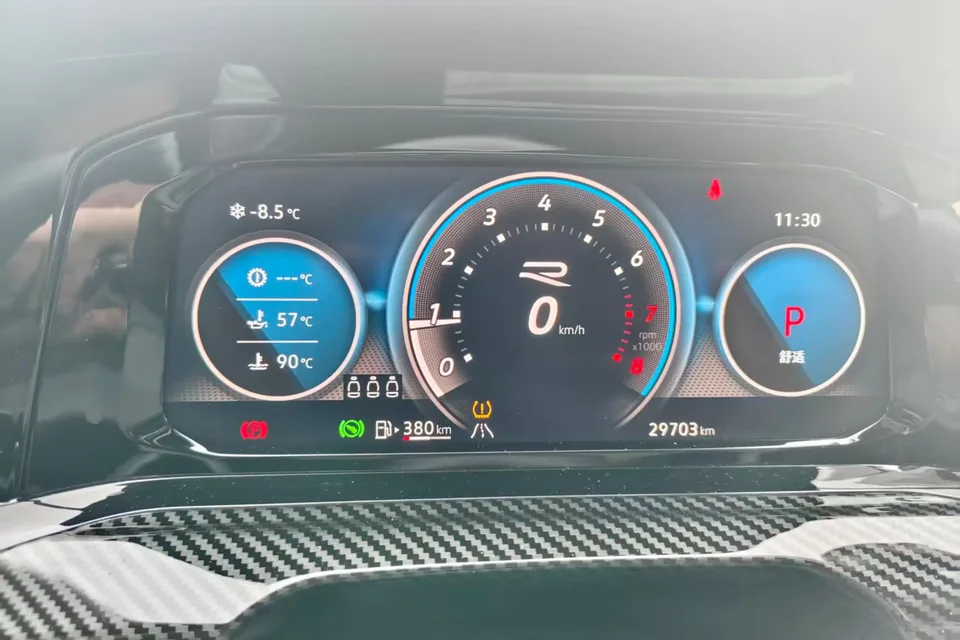 Volkswagen Golf Golf 2023 280TSI DSG R-Line 2024 — миниатюра 4