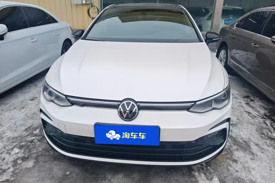 Volkswagen Golf 2024