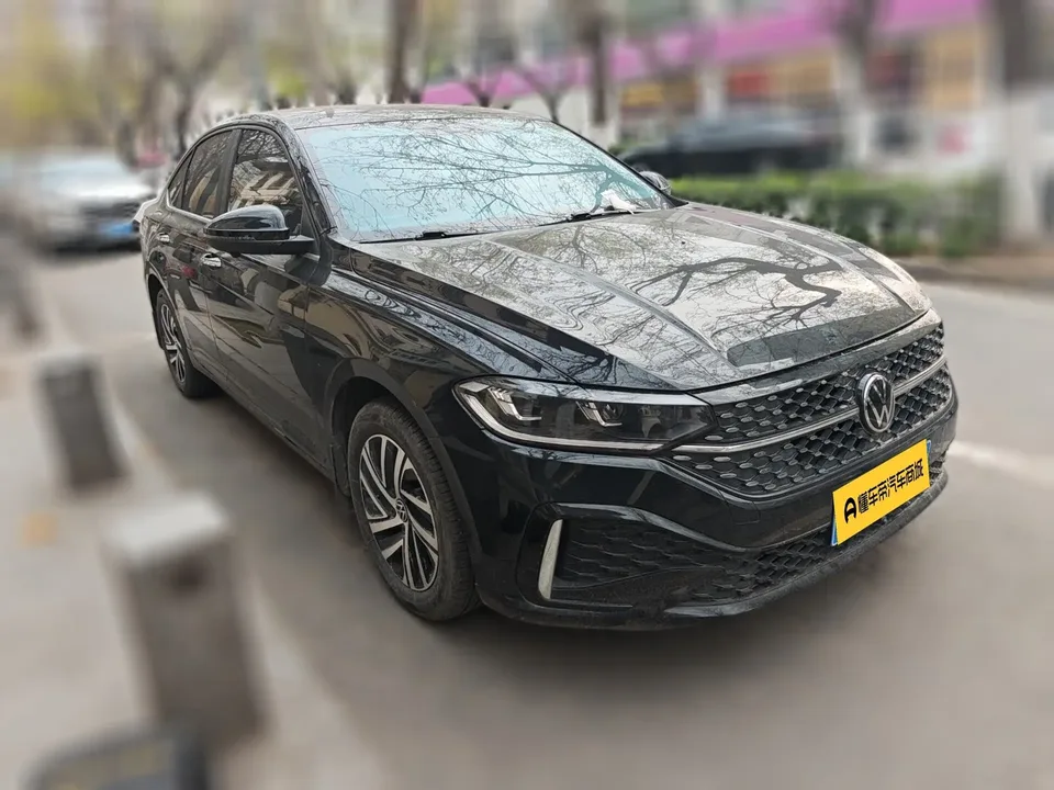Volkswagen Lavida 300TSI DSG Starry Sky Edition 2023 — миниатюра 3