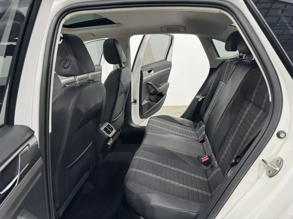 Volkswagen Lavida Lavida 2022 280TSI DSG Comfort Edition 2022 — thumbnail 3