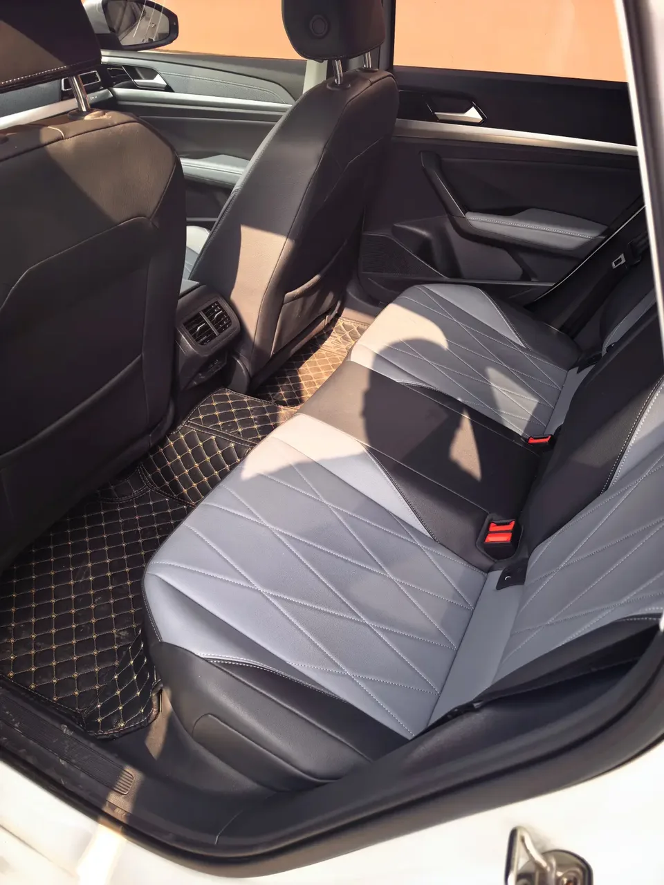 Volkswagen Lavida Lavida 2023 1.5L Automatic 5 Million Edition 2022 — thumbnail 3