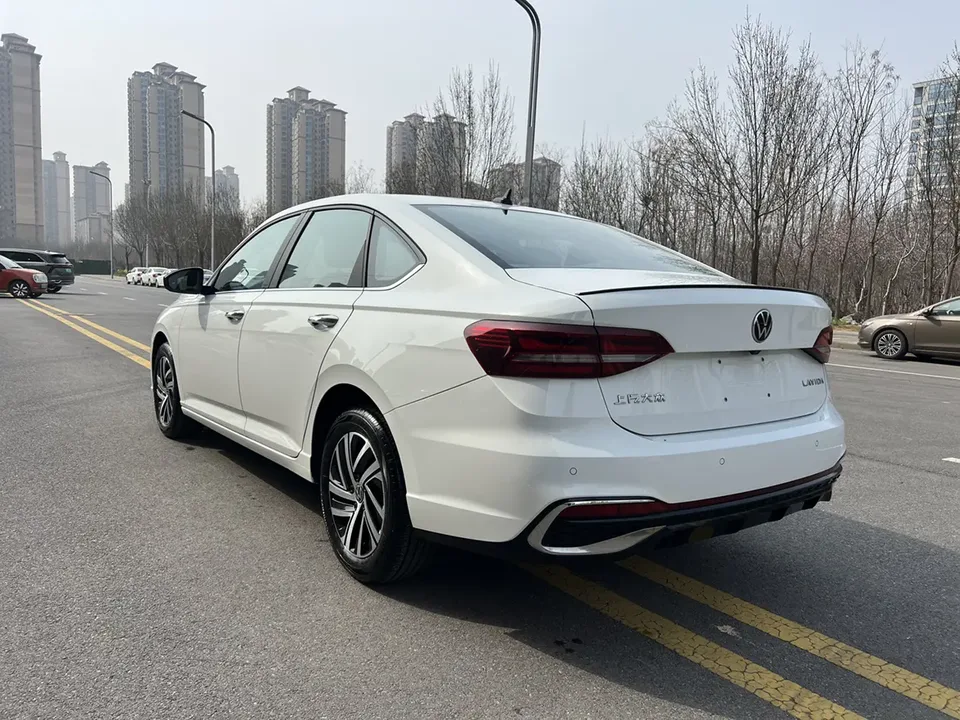 Volkswagen Lavida Lavida 2025 300TSI DSG Starry Sky Leading Edition 2024 — миниатюра 5
