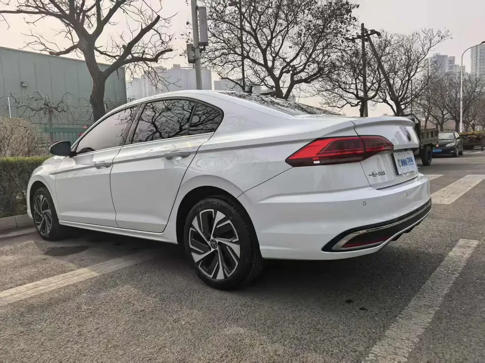 Volkswagen Bora Bora 2023 200TSI DSG Joy Travel PRO Edition 2023 — thumbnail 2
