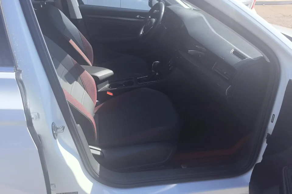 Volkswagen Bora Bora 2021 1.5L automatic comfort intelligent connected version 2022 — миниатюра 3