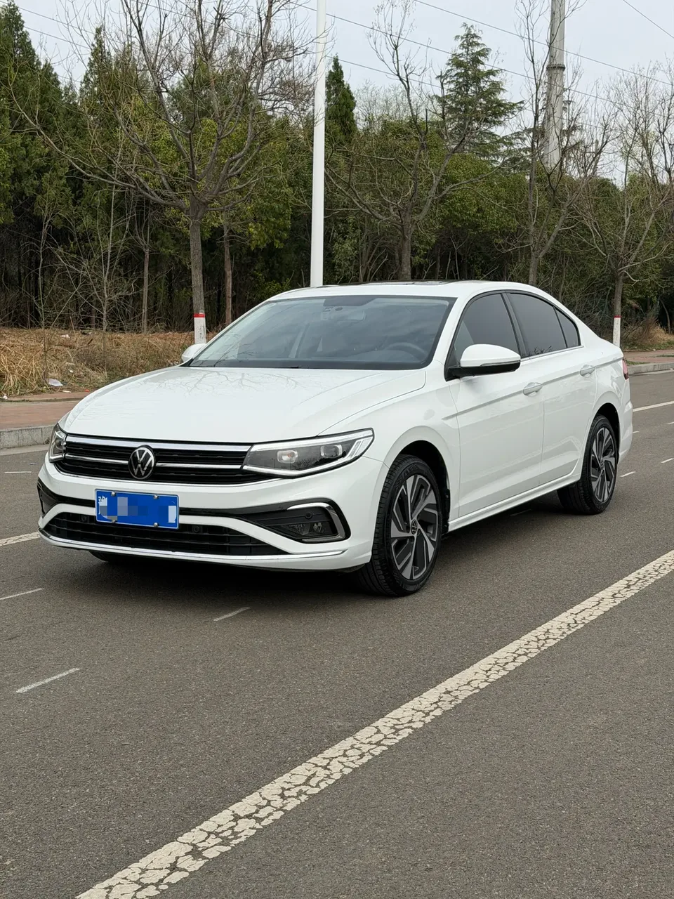 Volkswagen Bora Bora 2023 200TSI DSG Joy-Drive PRO Edition 2023 — фото 1, купить с доставкой в Москву