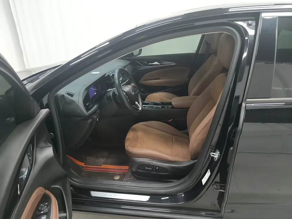 Buick Majesty Regal 2024 28T Enjoyment Edition 2024 — миниатюра 5