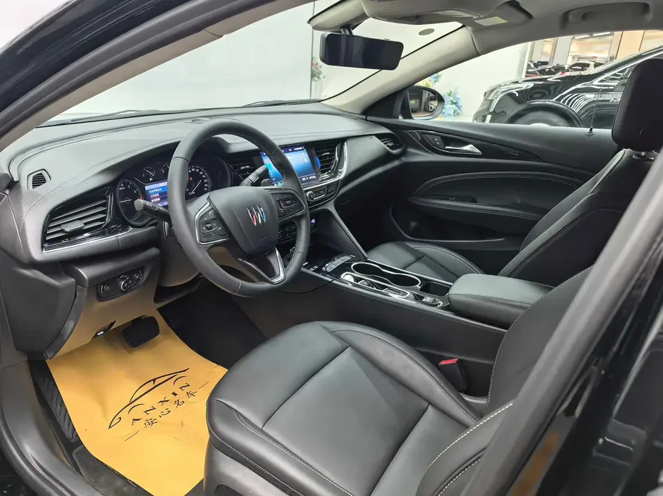 Buick Majesty Regal 2024 25T Super Edition 2024 — миниатюра 4