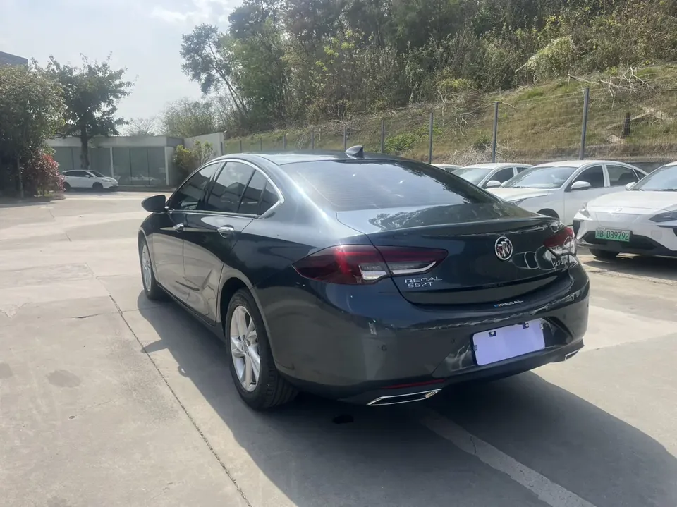 Buick Majesty 552T Smart Edition 2022 — миниатюра 2