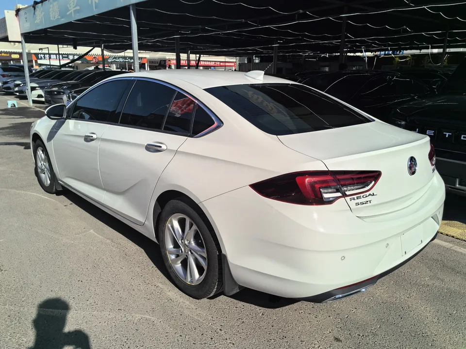 Buick Majesty Regal 2021 552T Elite 2022 — миниатюра 4