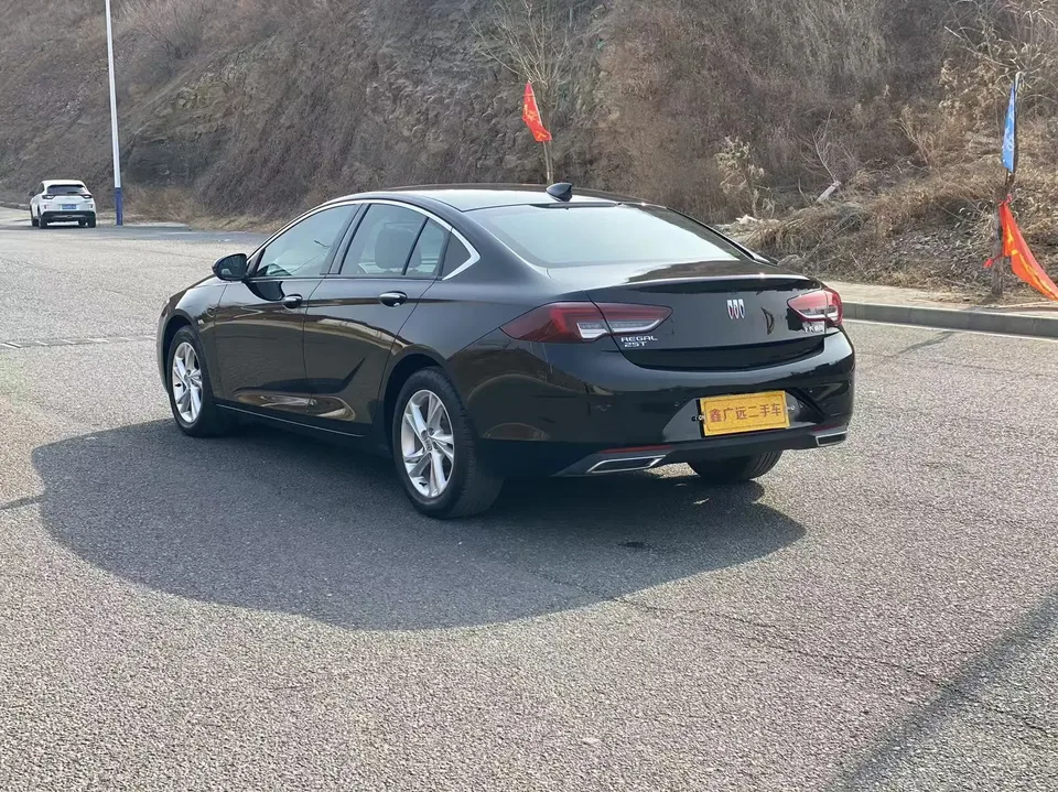 Buick Majesty Regal 2024 25T Super Edition 2023 — миниатюра 4