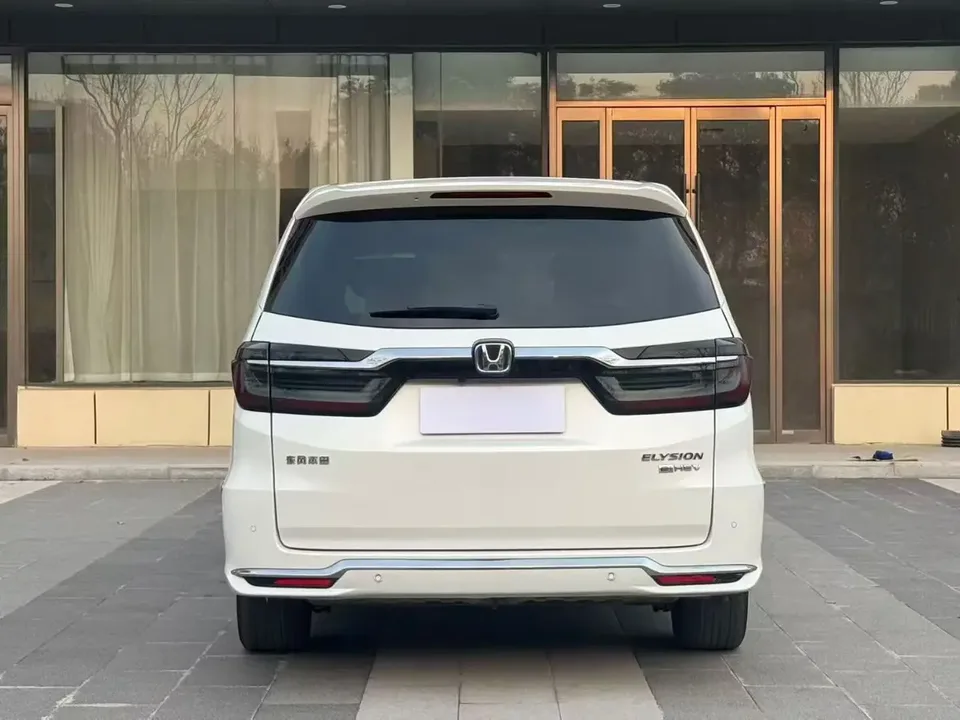 Honda Elysion Alison 2022 Alison 2022 2.0L hybrid luxury version 2023 — thumbnail 4