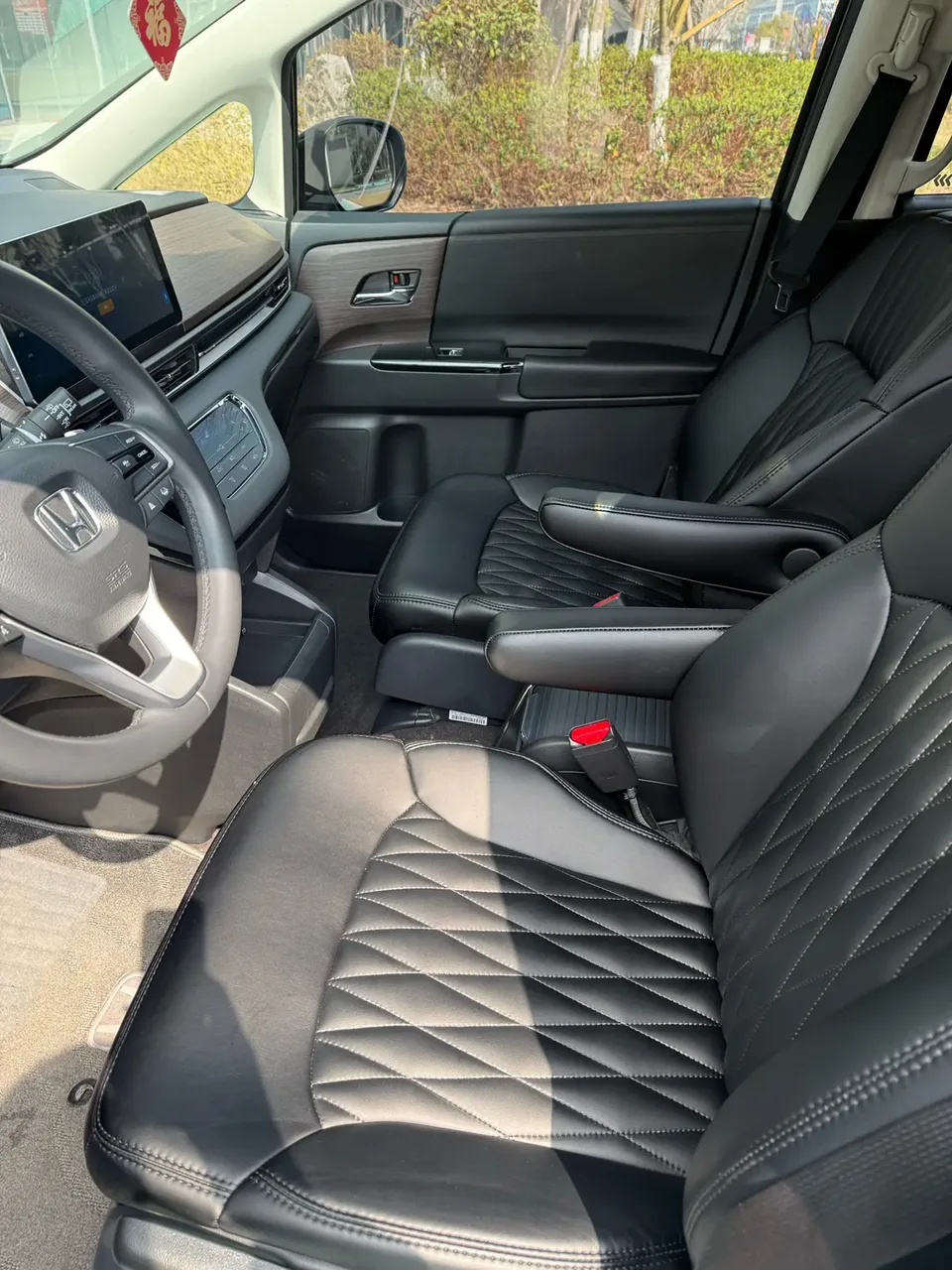 Honda Odyssey Odyssey 2024 2.0L Sharp Enjoy Edition 2025 — миниатюра 3